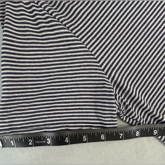 Gap Men’s CrewNeck Blue & White Shirt - Picture 8 of 11